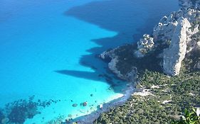 B&B Issicoro